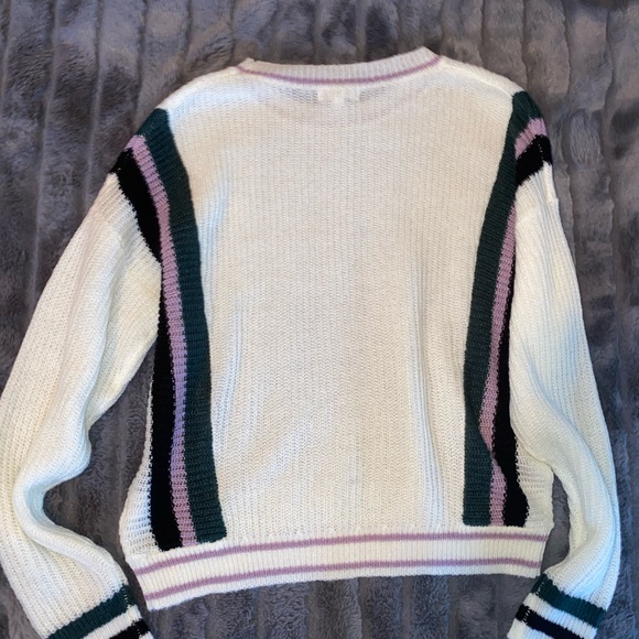 Sweater - Picture 3 of 3